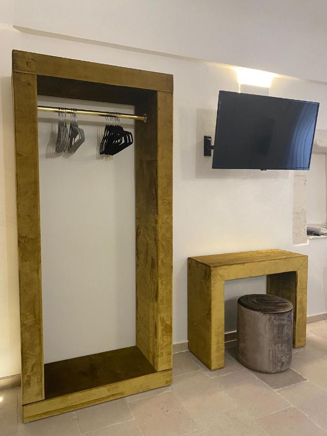 Maison Tn Appartamento Luxury Ostuni Exterior foto